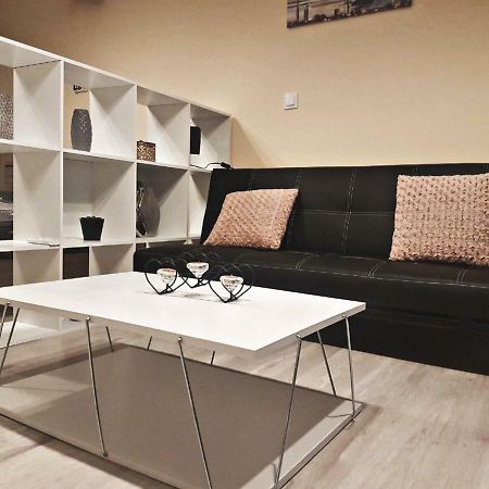 Apartamento Aurora Artemida  Exterior foto