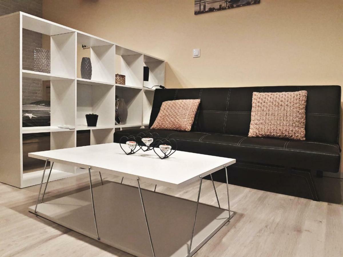 Apartamento Aurora Artemida  Exterior foto